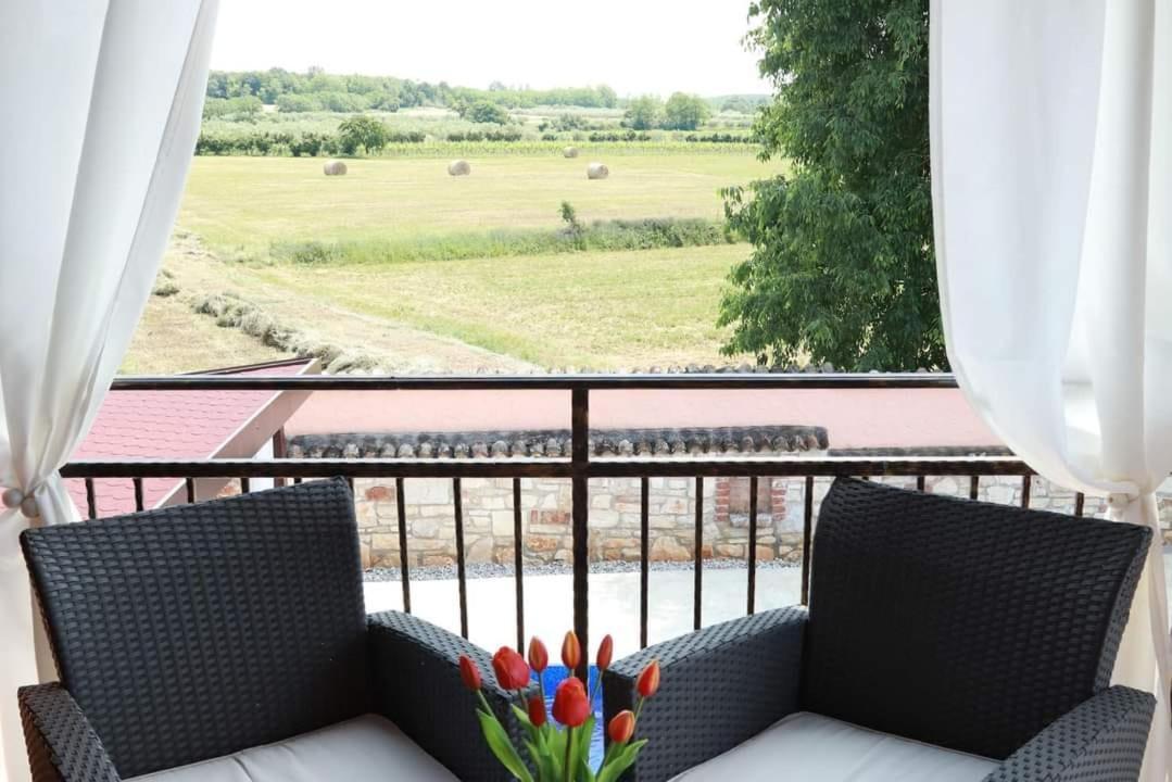 Porec Villa Luna With Pool Экстерьер фото